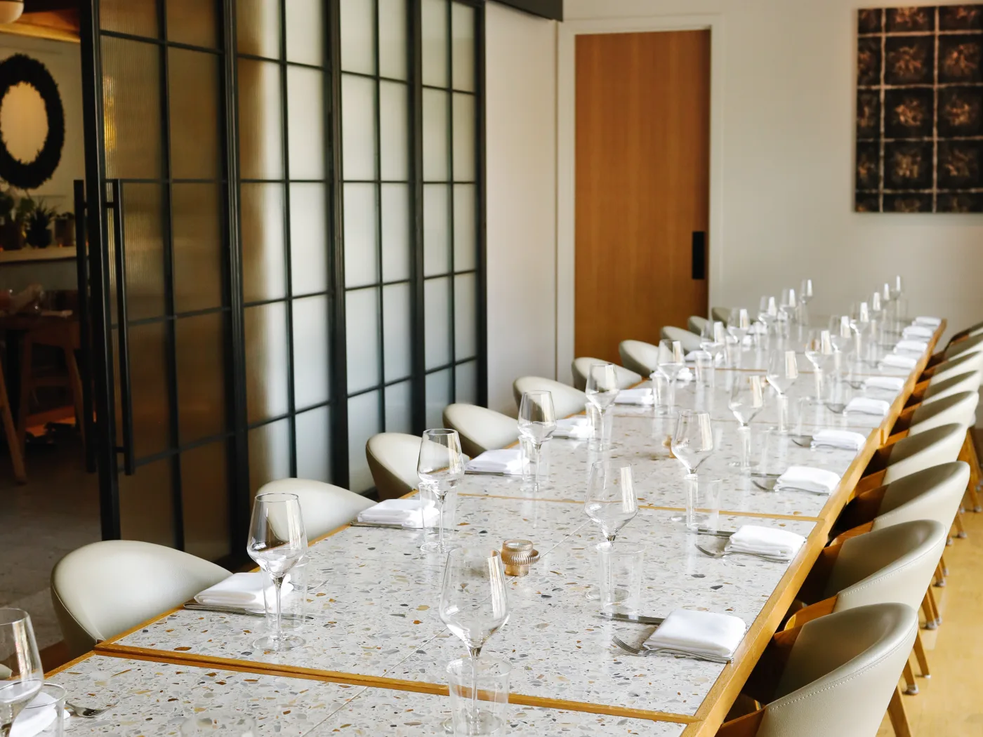 Brodeto private dining room table setting
